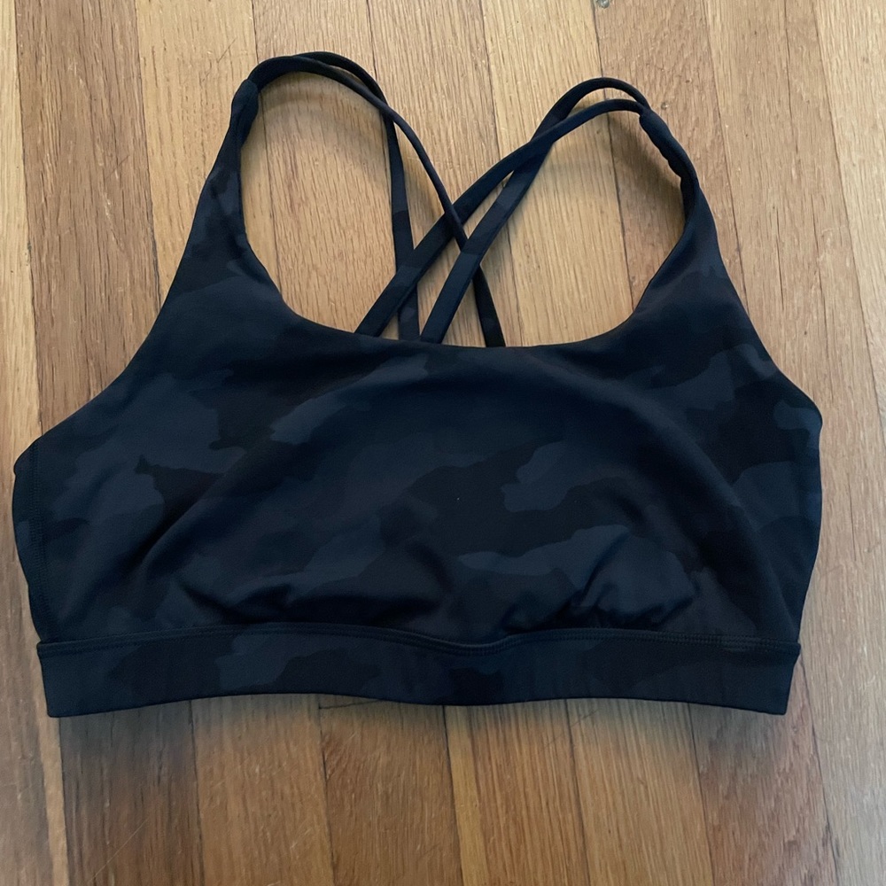 Lululemon sports bra